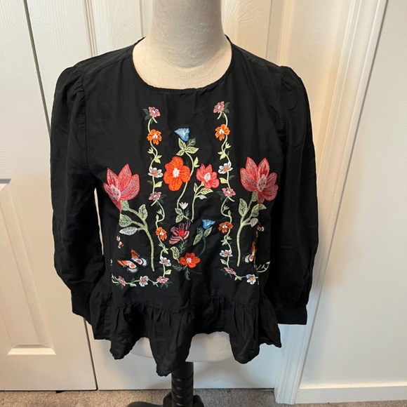 Zara Black Top with Floral Embroidery - Picture 2 of 12